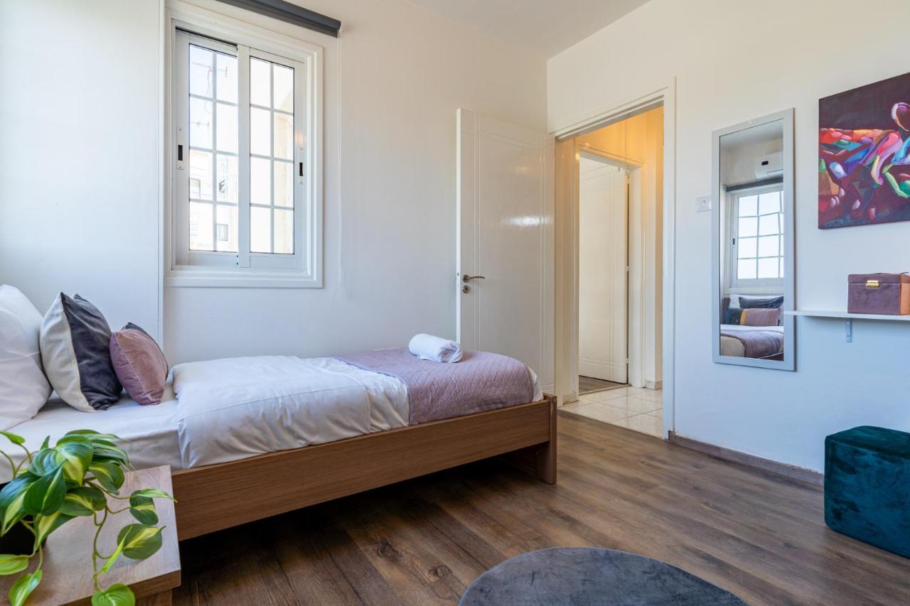 Araminta 2-Bedroom Apartment In Larnaca Exterior foto
